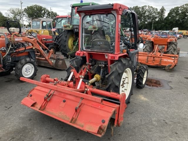 Tractor — Auction (lot 8458-2131)