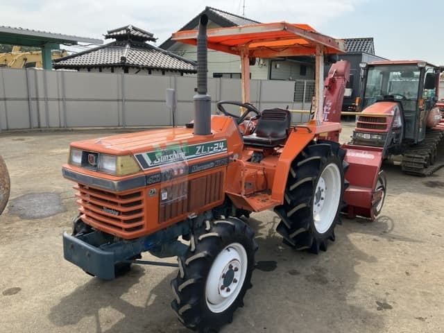 Tractor — Auction (lot 8458-2137)