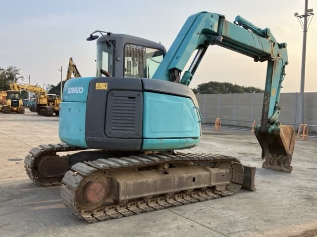 EXCAVATOR — Auction (lot 8458-214)