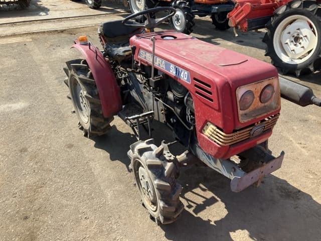 Tractor — Auction (lot 8458-2140)