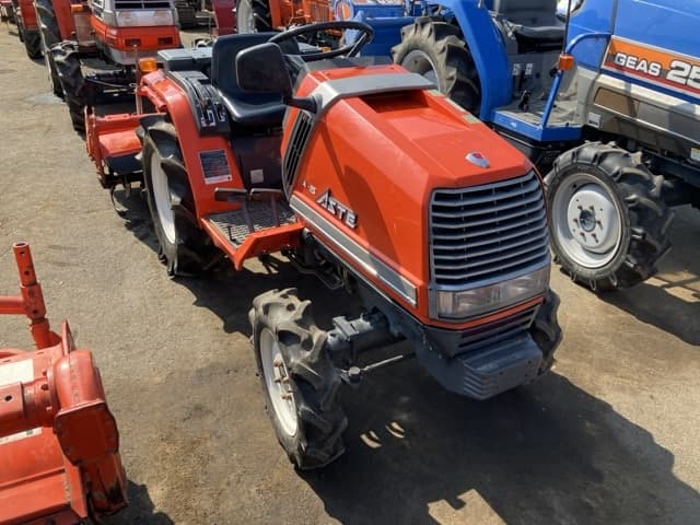 Tractor — Auction (lot 8458-2144)
