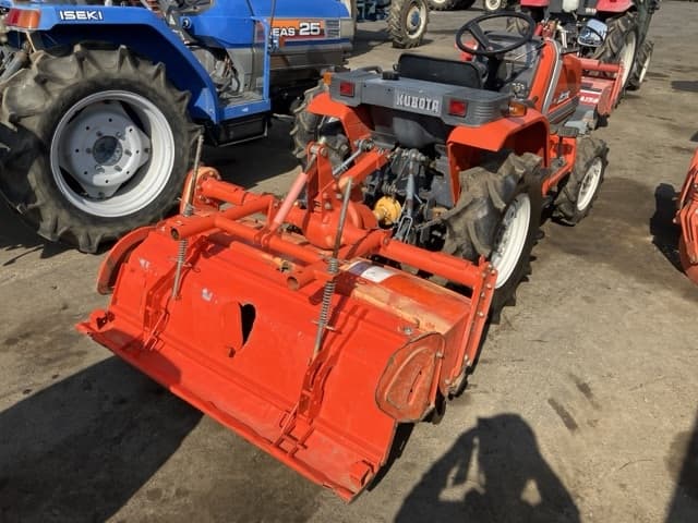 Tractor — Auction (lot 8458-2144)