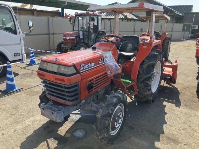 Tractor — Auction (lot 8458-2145)