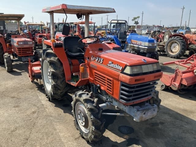 Tractor — Auction (lot 8458-2145)