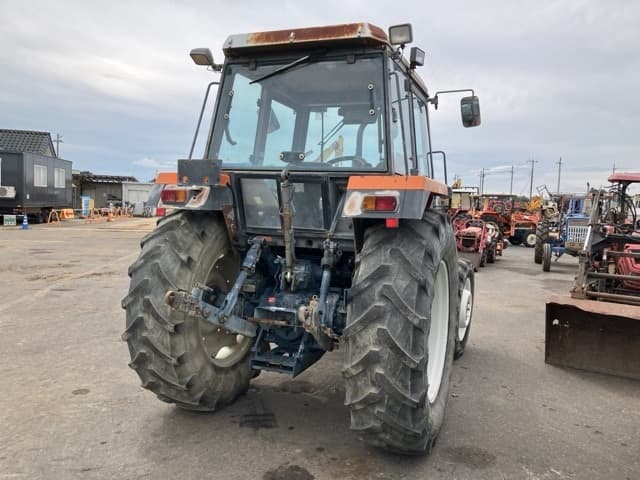 Tractor — Auction (lot 8458-2146)