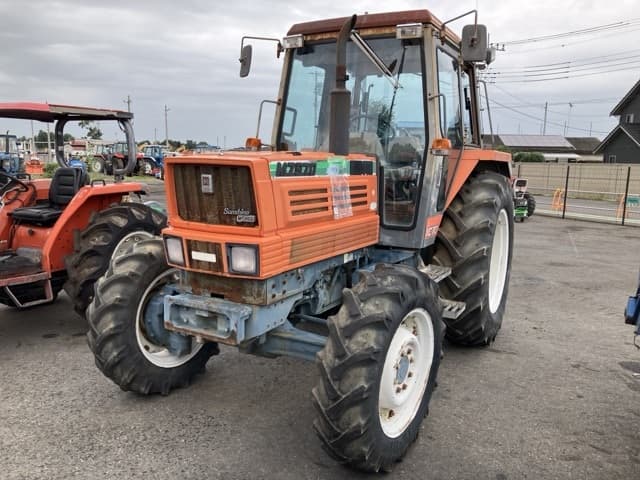 Tractor — Auction (lot 8458-2147)