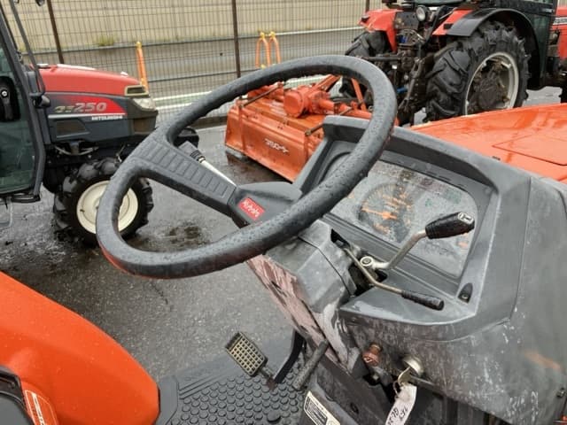 Tractor — Auction (lot 8458-2148)