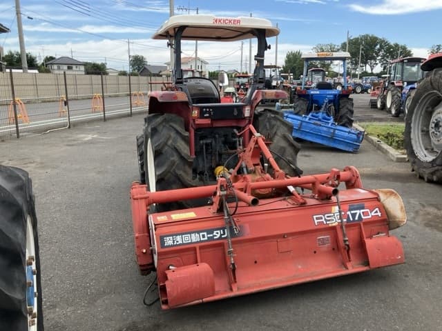 Tractor — Auction (lot 8458-2153)