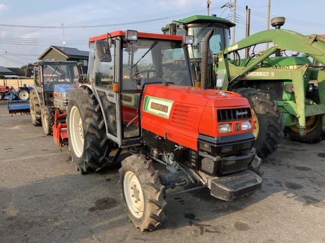 Tractor — Auction (lot 8458-2154)