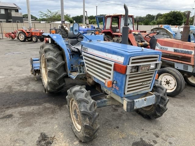 Tractor — Auction (lot 8458-2157)