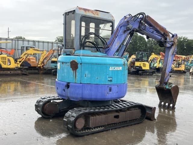 MINI EXCAVATOR — Auction (lot 8458-216)
