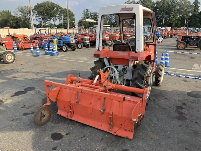 Tractor — Auction (lot 8458-2161)