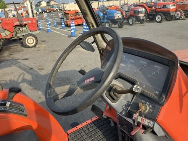 Tractor — Auction (lot 8458-2161)