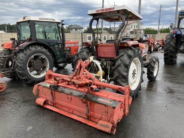Tractor — Auction (lot 8458-2168)