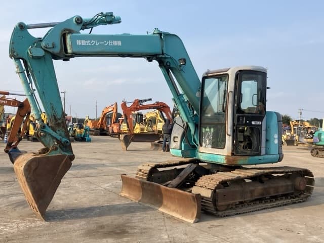 EXCAVATOR — Auction (lot 8458-217)