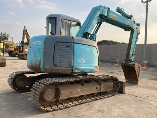 EXCAVATOR — Auction (lot 8458-217)
