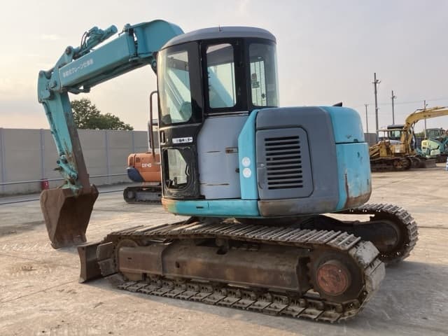EXCAVATOR — Auction (lot 8458-217)
