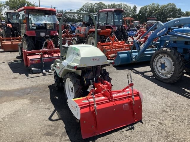 Tractor — Auction (lot 8458-2173)