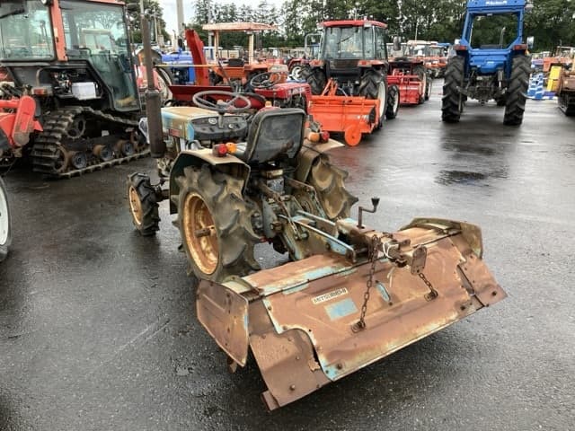 Tractor — Auction (lot 8458-2175)