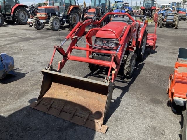 Tractor — Auction (lot 8458-2184)