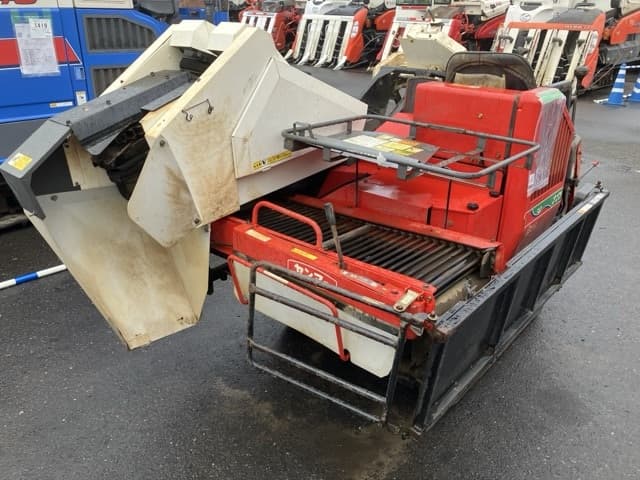 HARVESTER — Auction (lot 8458-2186)