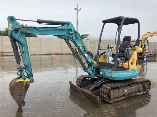 MINI EXCAVATOR — Auction (lot 8458-219)
