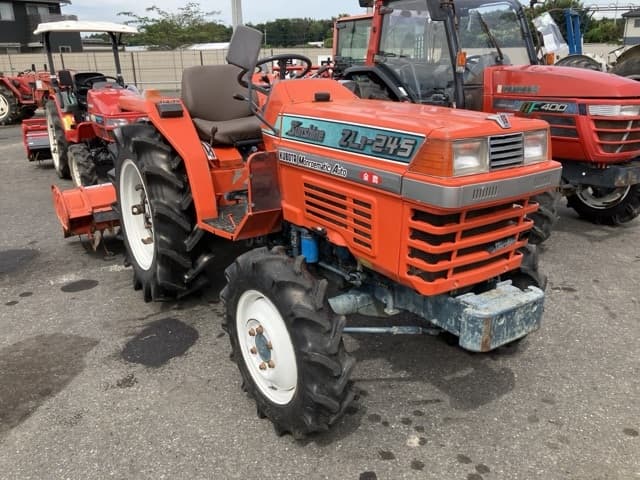 Tractor — Auction (lot 8458-2198)