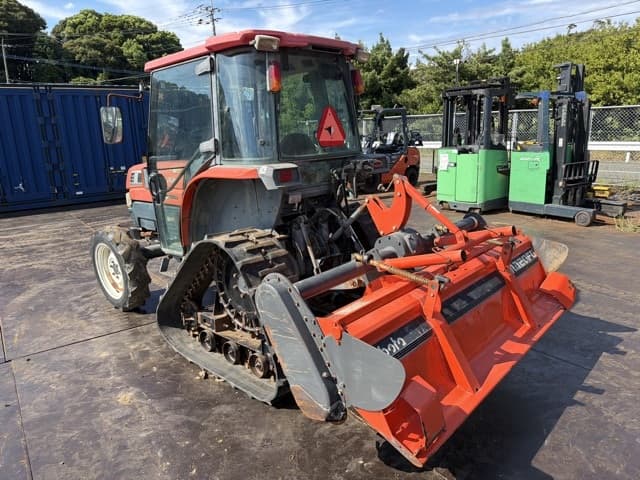 Tractor — Auction (lot 8458-22001)