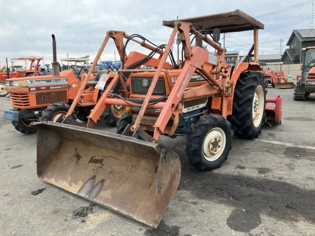 Tractor — Auction (lot 8458-2205)