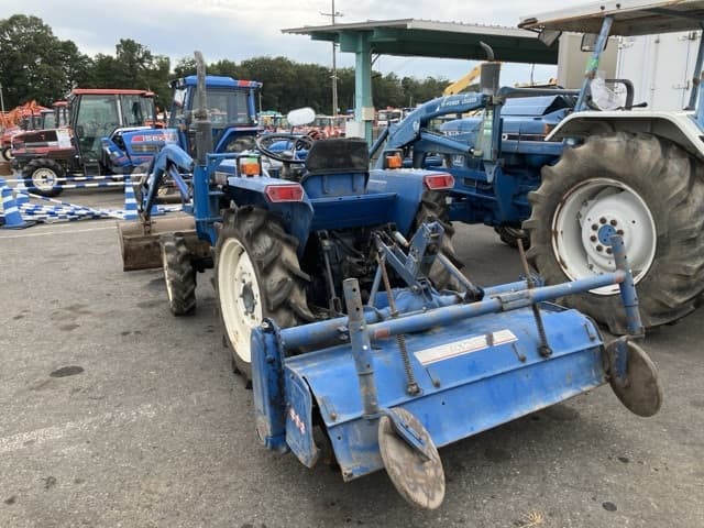 Tractor — Auction (lot 8458-2206)