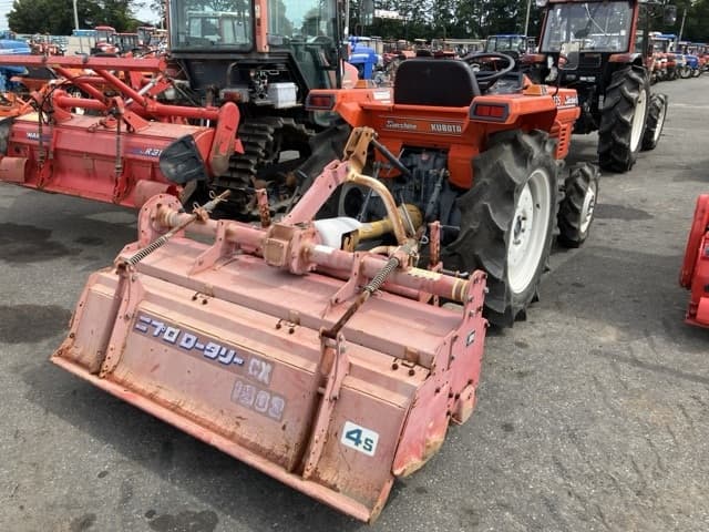 Tractor — Auction (lot 8458-2207)