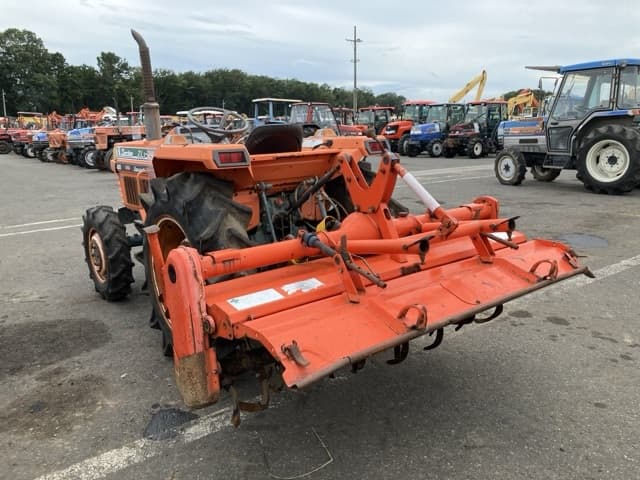 Tractor — Auction (lot 8458-2209)