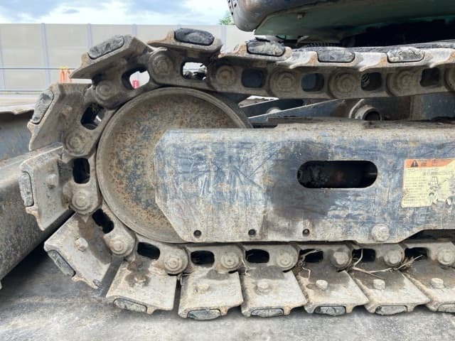 MINI EXCAVATOR — Auction (lot 8458-221)