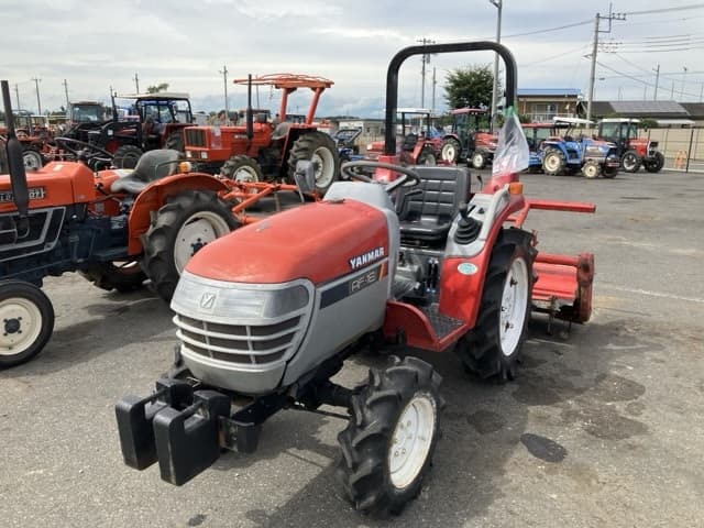 Tractor — Auction (lot 8458-2210)