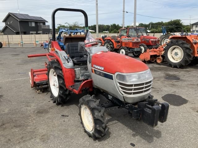 Tractor — Auction (lot 8458-2210)