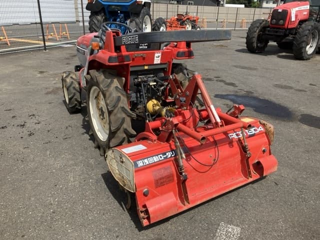 Tractor — Auction (lot 8458-2220)