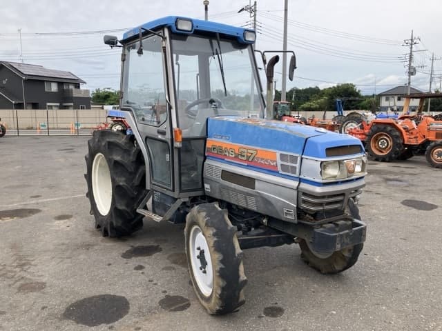 Tractor — Auction (lot 8458-2223)