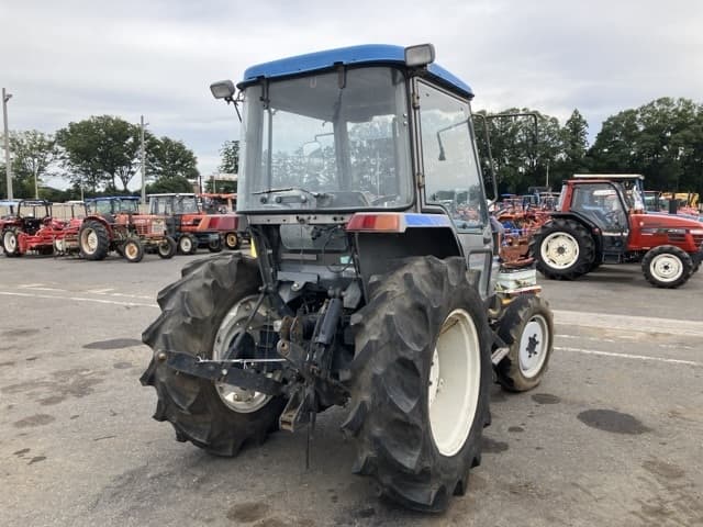 Tractor — Auction (lot 8458-2223)