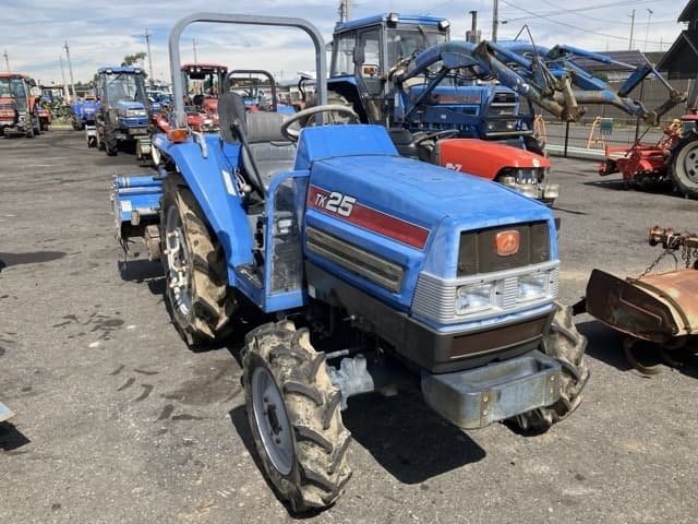 Tractor — Auction (lot 8458-2227)