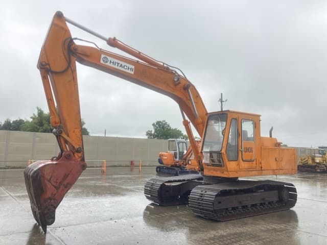 EXCAVATOR — Auction (lot 8458-223)