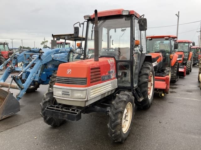 Tractor — Auction (lot 8458-2232)