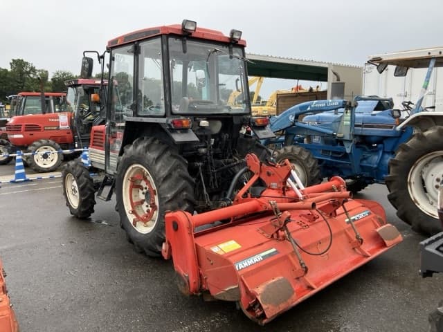 Tractor — Auction (lot 8458-2232)