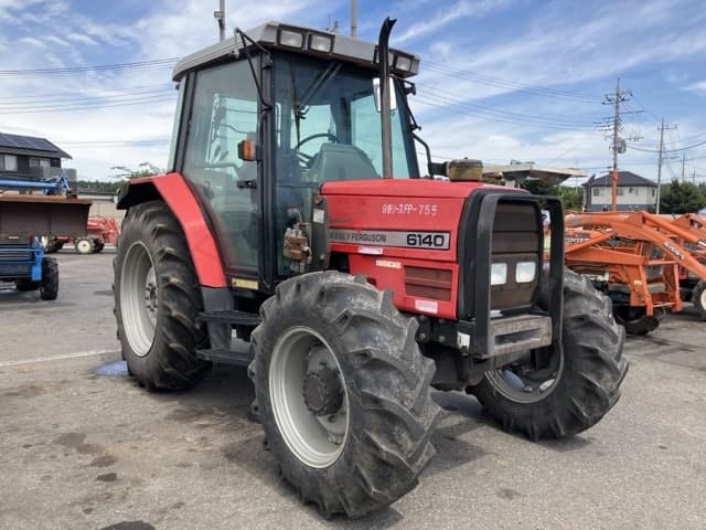 Tractor — Auction (lot 8458-2246)