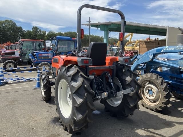 Tractor — Auction (lot 8458-2248)