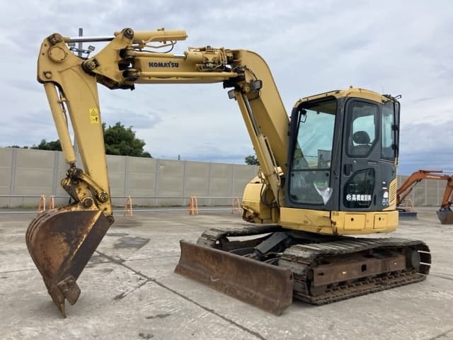 EXCAVATOR — Auction (lot 8458-225)