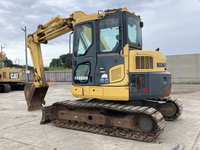 EXCAVATOR — Auction (lot 8458-225)