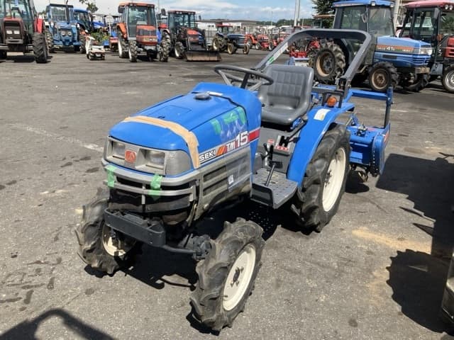 Tractor — Auction (lot 8458-2253)