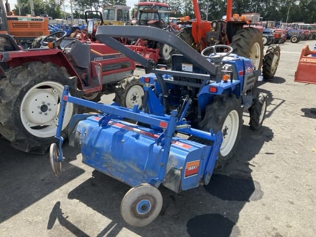 Tractor — Auction (lot 8458-2253)