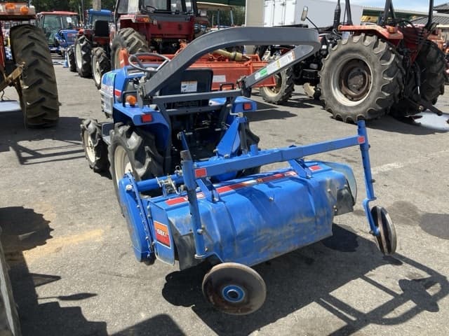 Tractor — Auction (lot 8458-2253)