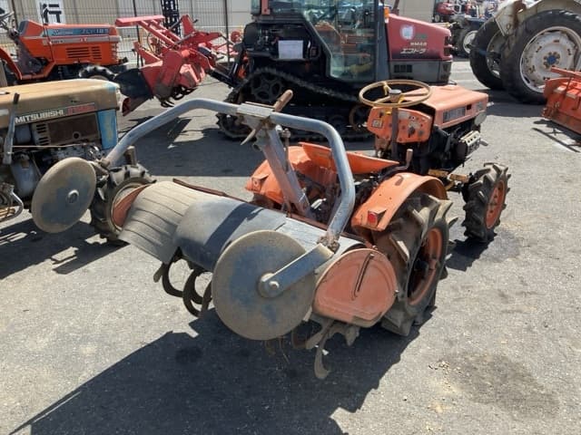 Tractor — Auction (lot 8458-2255)